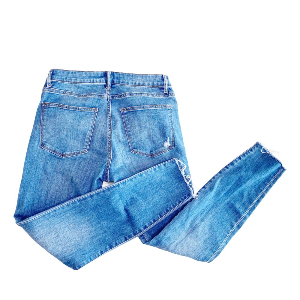 H&M Distressed Jeans Raw Hem